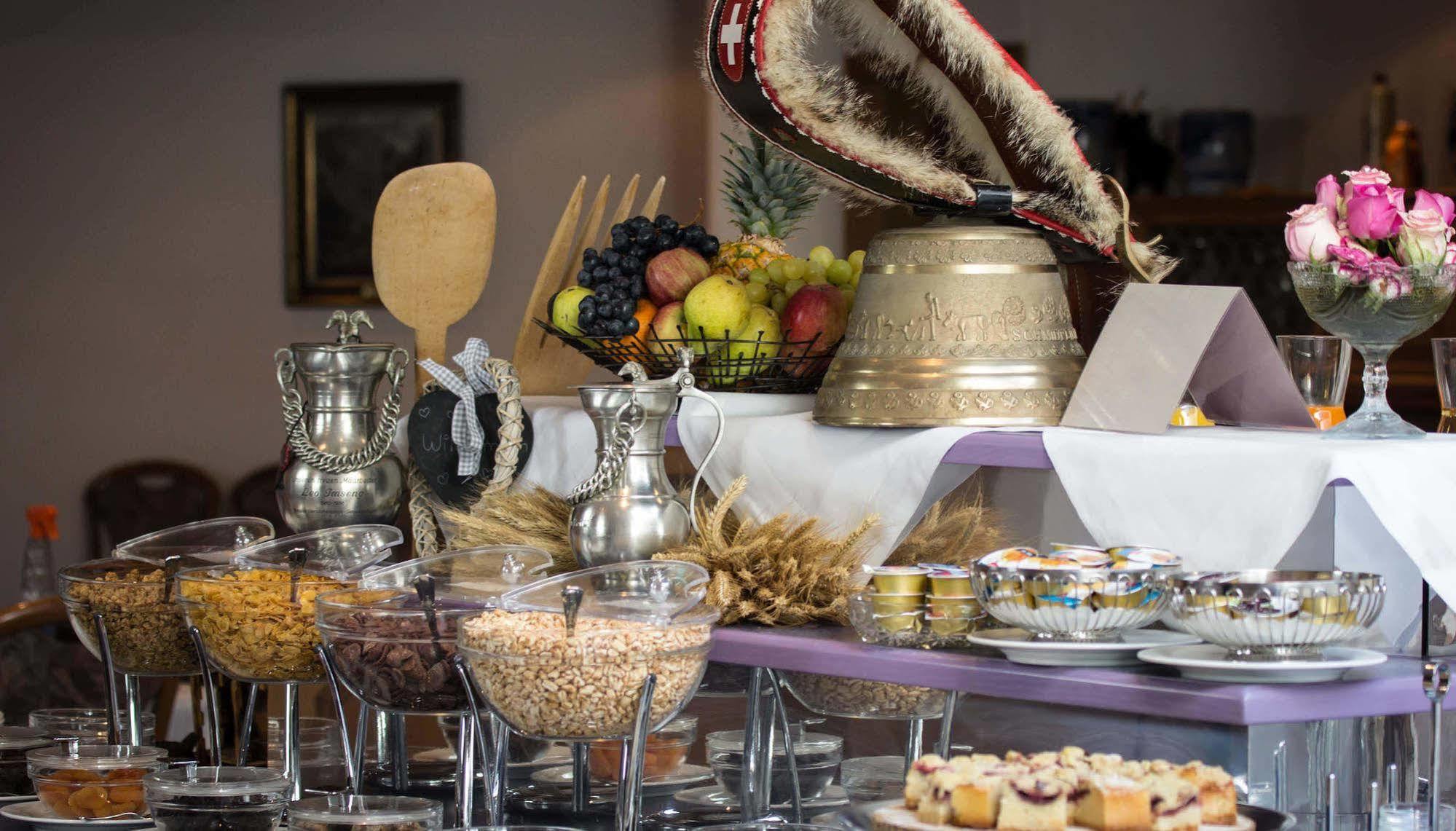 Bed and Breakfast Berghof Garni - The Dom Collection Saas-Fee Exterior foto